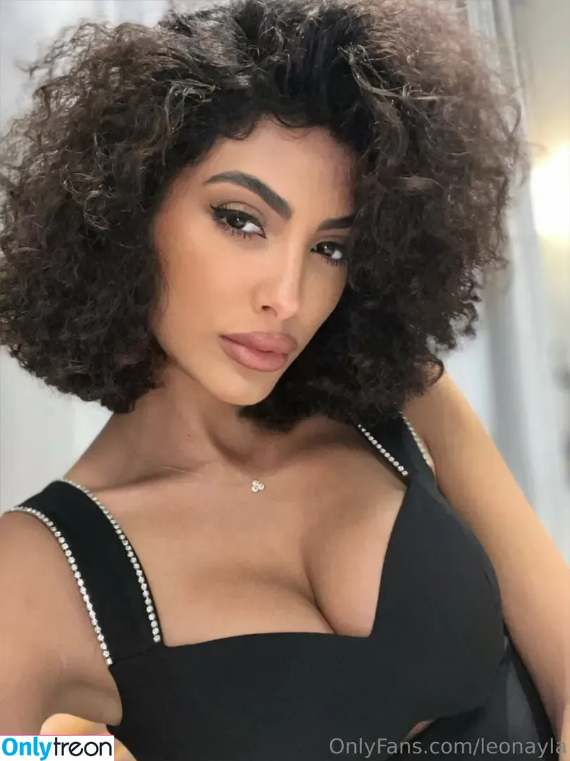 leonayla nude photo #0113 (leonaylamessy)