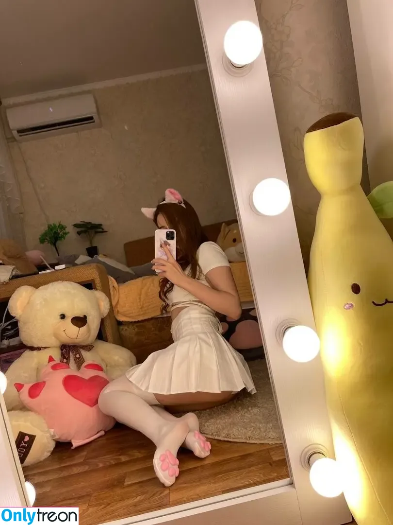 leonesan nude photo #0017 (leonesanl / yinyleon)