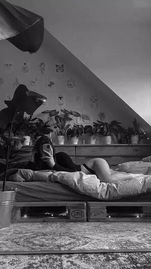 Leonie Busse / leonie__busse фото голая #0105