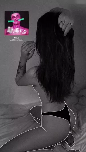 Leonie Busse / leonie__busse фото голая #0109