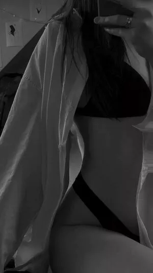 Leonie Busse / leonie__busse фото голая #0121