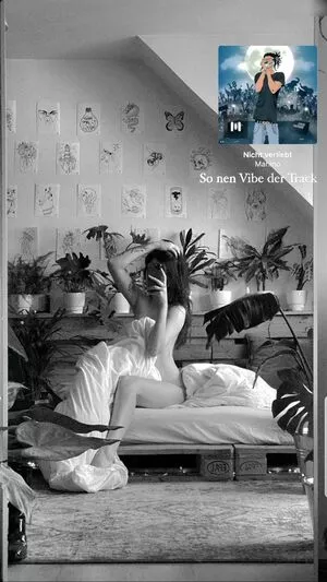 Leonie Busse / leonie__busse фото голая #0178