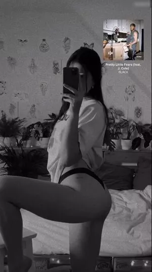 Leonie Busse / leonie__busse фото голая #0208