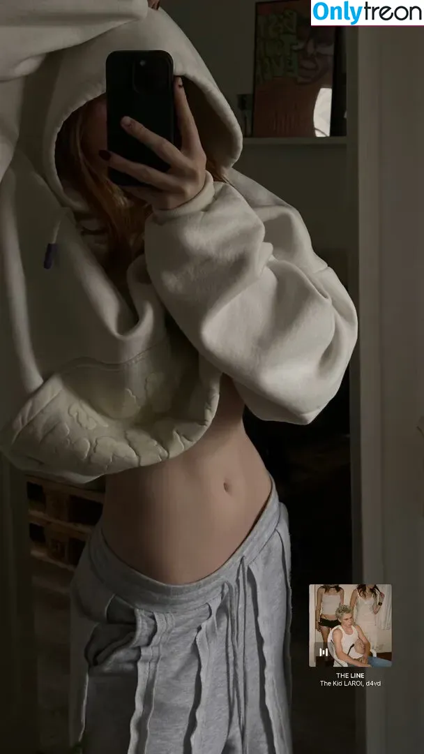 Leonie Busse голая photo #0028 (leonie__busse)