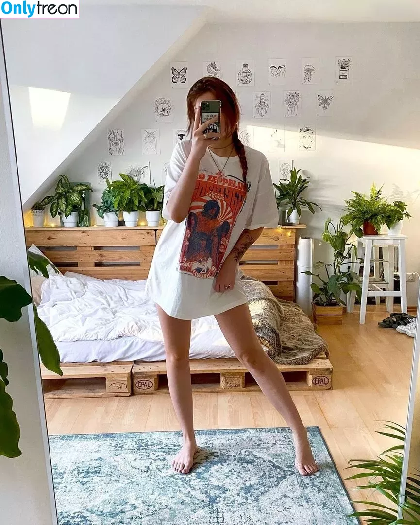 Leonie Busse голая photo #0155 (leonie__busse)