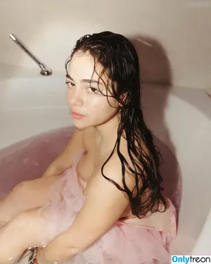  nude photo #0009