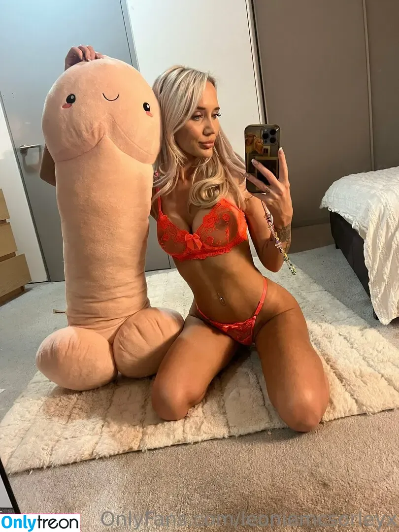 leoniemcsorleyx nude photo #0017 (leonie_mcsorley)