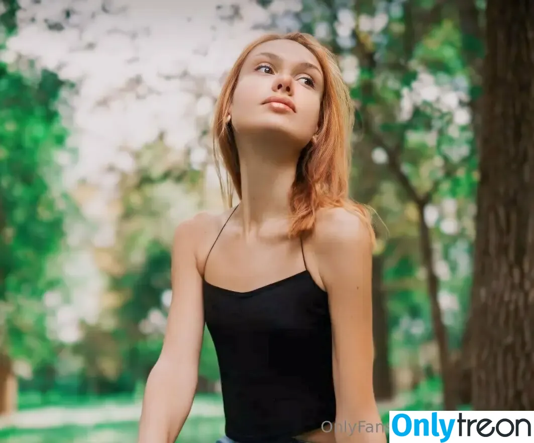 lera_skyies голая photo #0012 (lera_skyies)