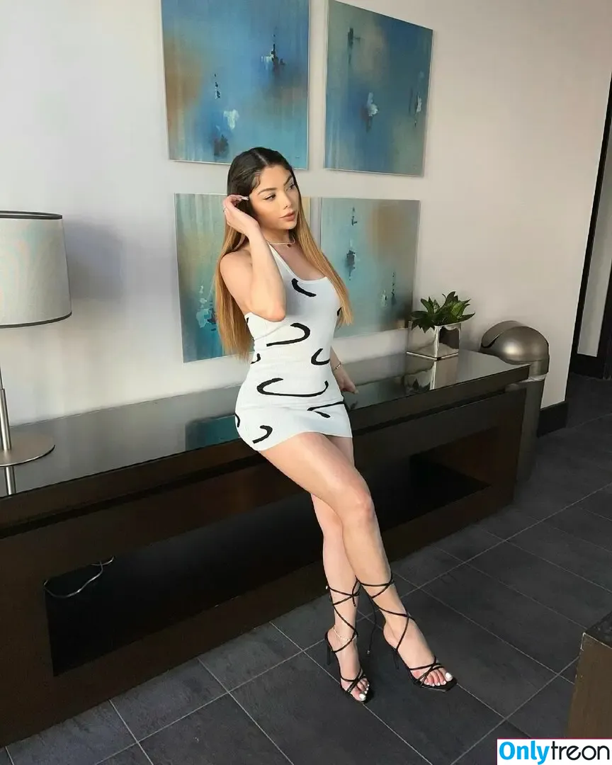 leshlieguerrero nude photo #0006 (leshlieguerrero)