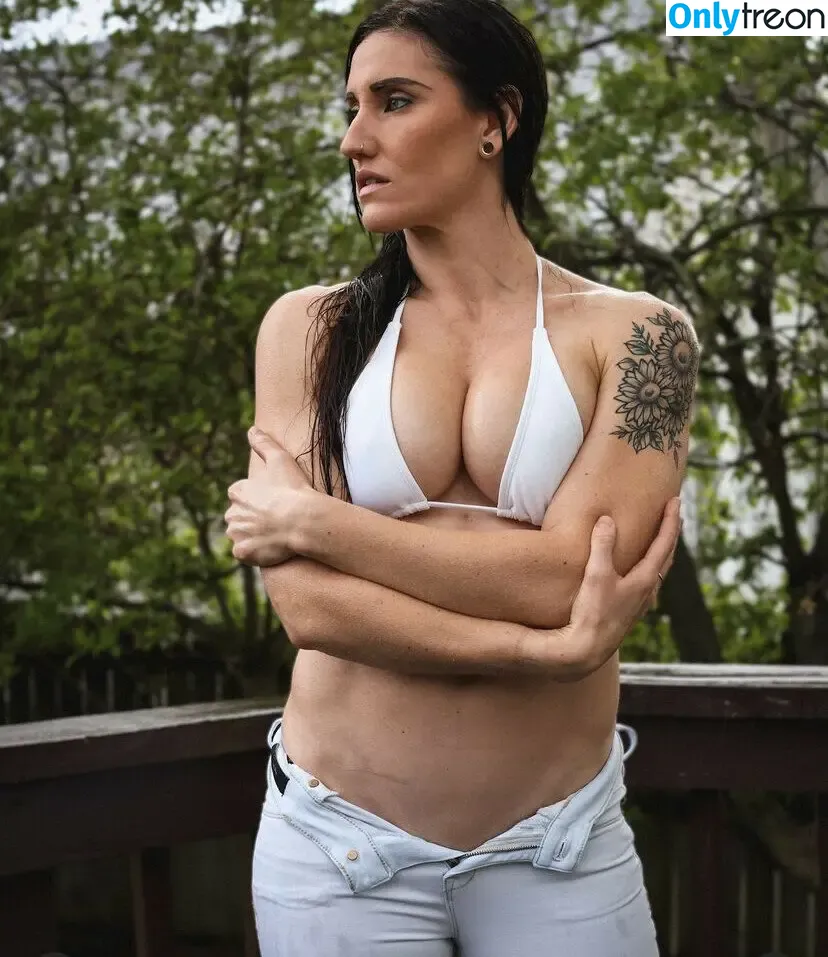 Lesley Cusumano nude photo #0027 (lesley_cusumano)
