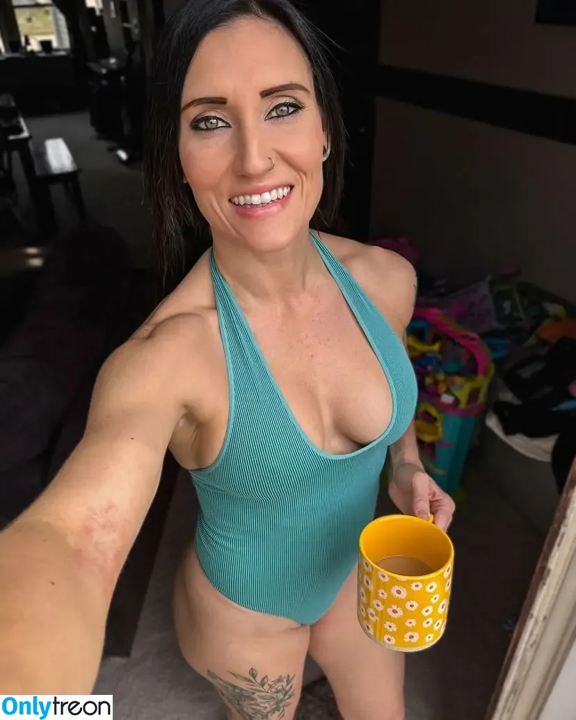 Lesley Cusumano nude photo #0124 (lesley_cusumano)