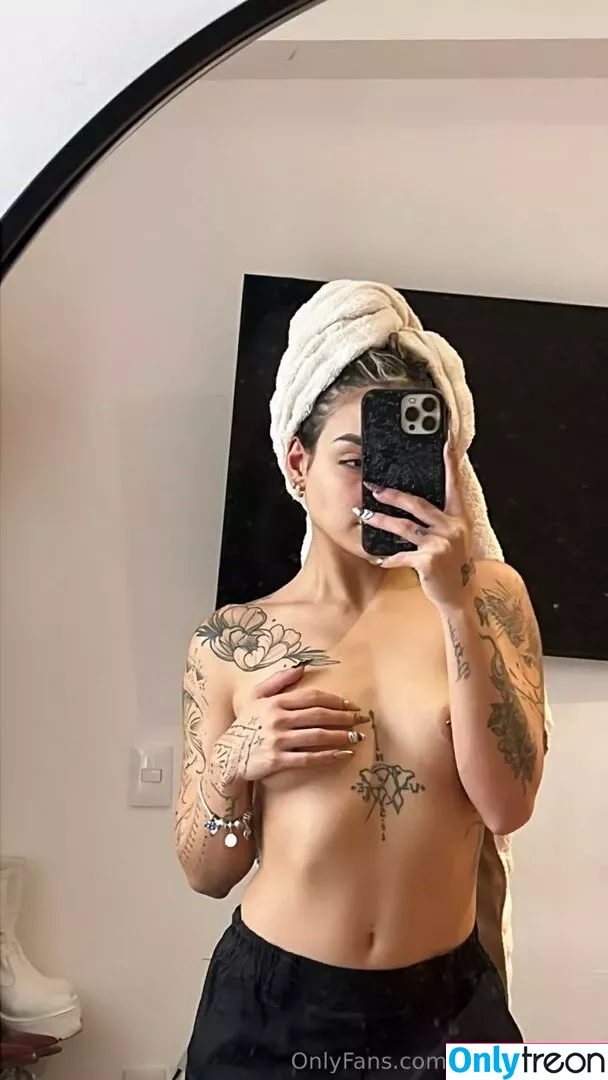 Leslie Gallardo nude photo #0107 (Lesliegallardo / _lesliegallardo)