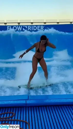 Leticia Bufoni / leticiabufoni nude photo #0454