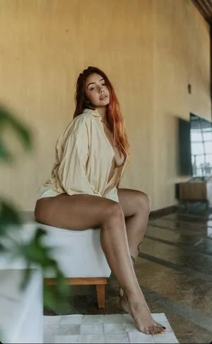 Leticia Castro / Castrollet / DEZOITOU / leticiacastroficial / thayscastro nude photo #0094