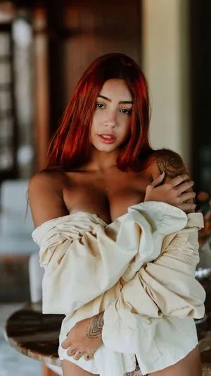 Leticia Castro / Castrollet / DEZOITOU / leticiacastroficial / thayscastro фото голая #0180