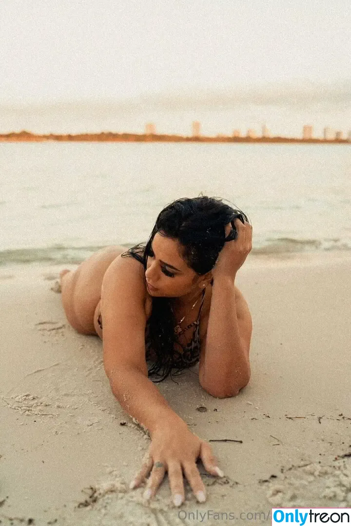 Leticia Silva nude photo #0040 (Onlylettie / moreoflettie / thicklettie)