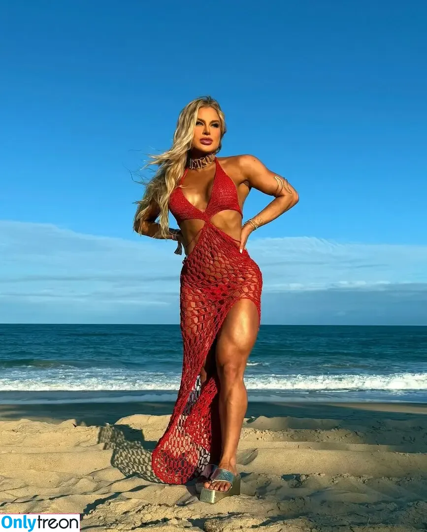 Leticia Sogiro голая photo #0046 (leticia_sogiro / leticiapentrova)