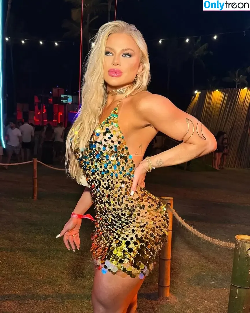 Leticia Sogiro голая photo #0050 (leticia_sogiro / leticiapentrova)