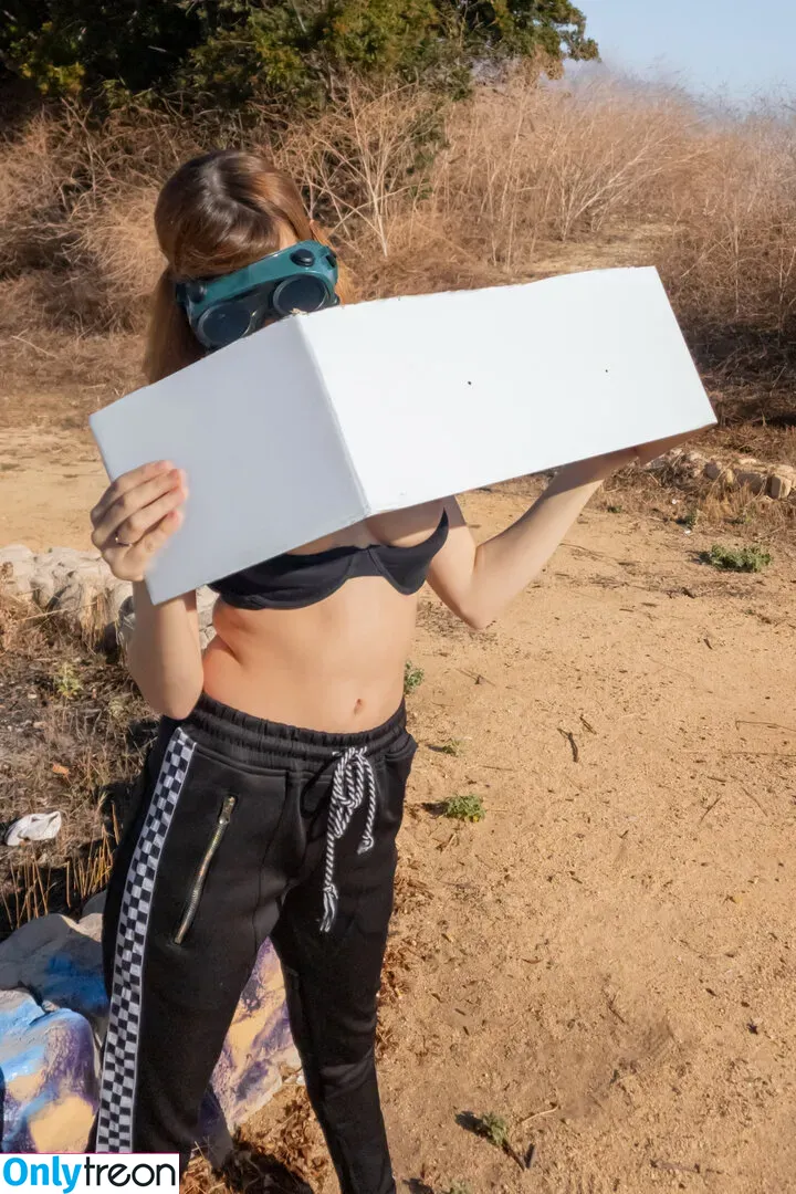 Lety Does Stuff nude photo #0417 (LetyDoesStuff)