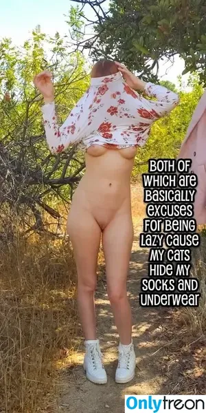 Lety Does Stuff / LetyDoesStuff nude photo #1020