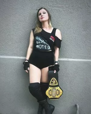 Leva Bates / wrestlingleva фото голая #0087