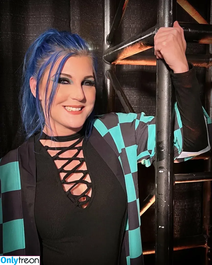 Leva Bates голая photo #0081 (wrestlingleva)