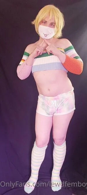 lewdfemboyairhead / x_aortiz nude photo #0004