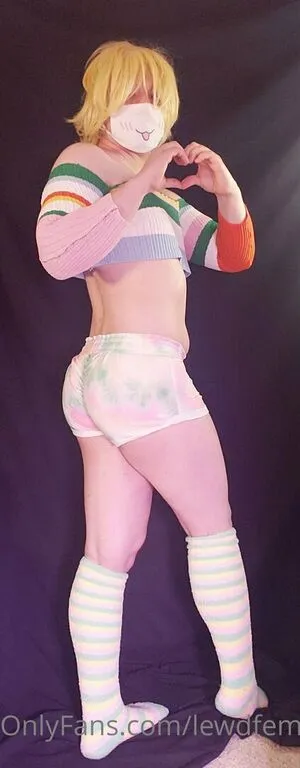 lewdfemboyairhead / x_aortiz nude photo #0008
