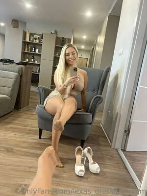  nude photo #0100
