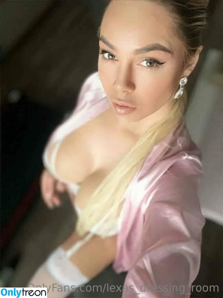 lexas_dressing_room nude photo #0040 (lexas_dressing_room)
