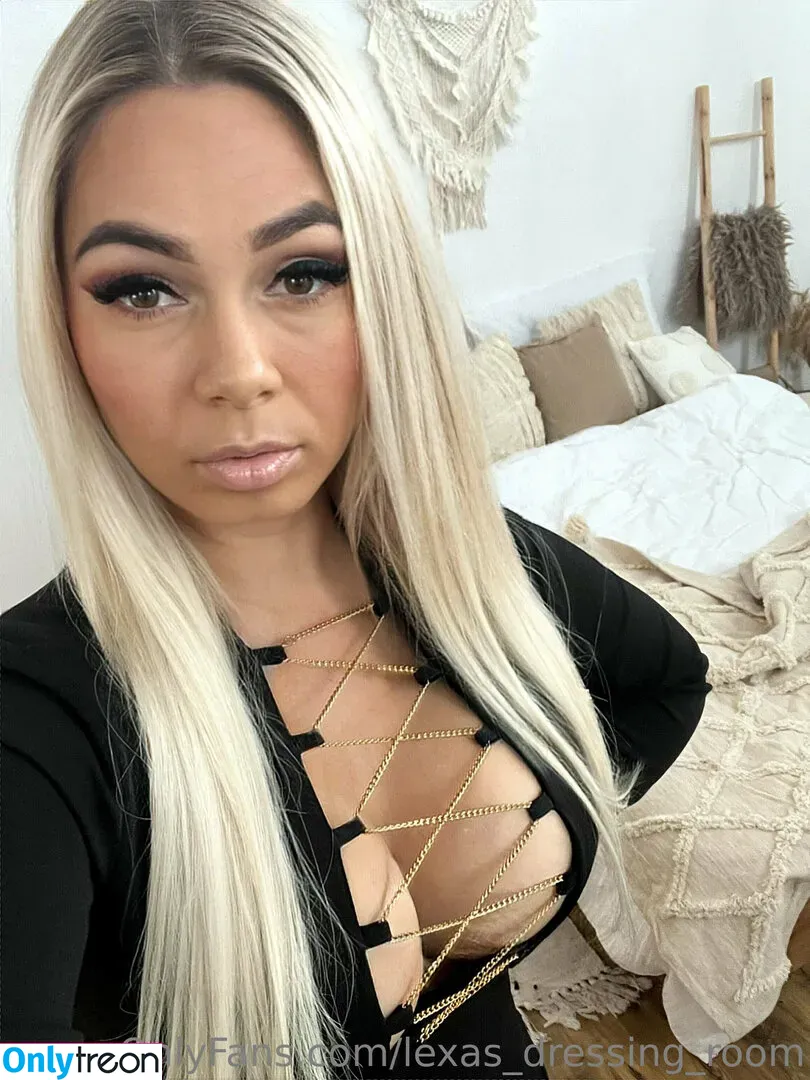 lexas_dressing_room nude photo #0153 (lexas_dressing_room)