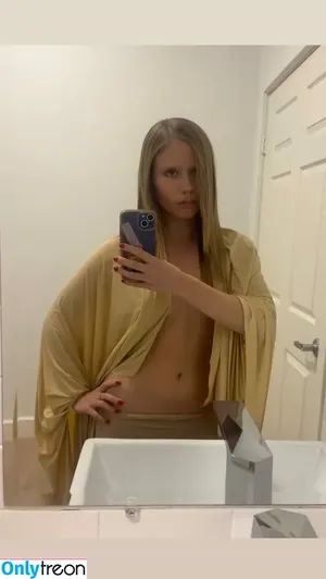 Lexee Smith / lexeesmith / lexiesmiths nude photo #0300