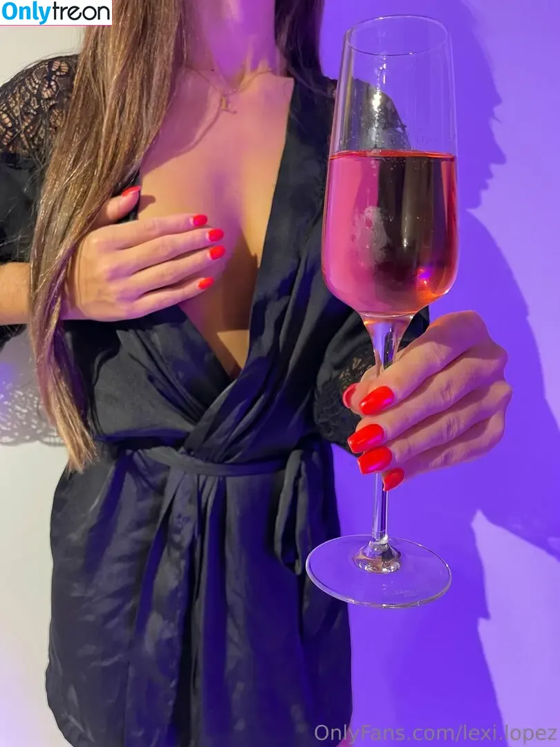 lexi.lopez nude photo #0035 (lexi_actually)