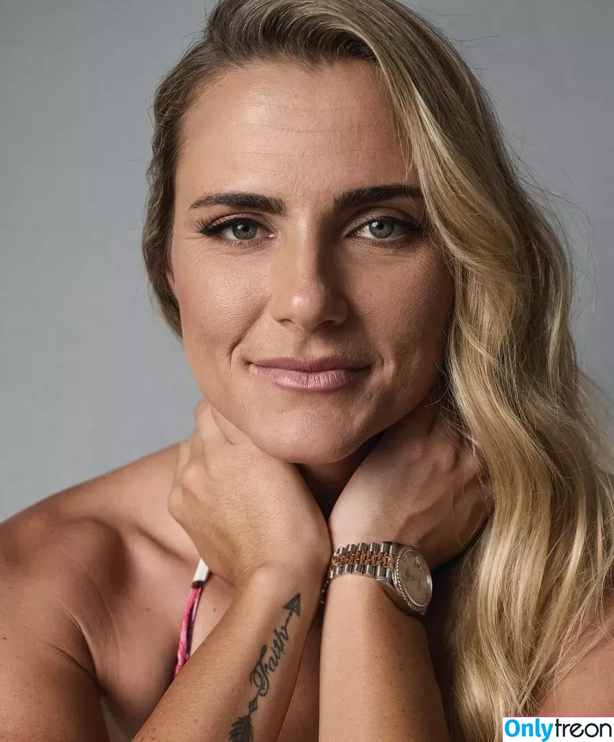 Lexi Thompson nude photo #0071 (alexthompsonof / lexi)