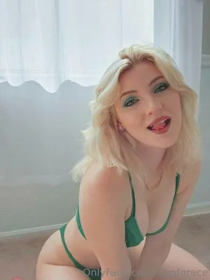 Lexie Grace Love / lexiegracelove / lexxxiiigrace nude photo #0191