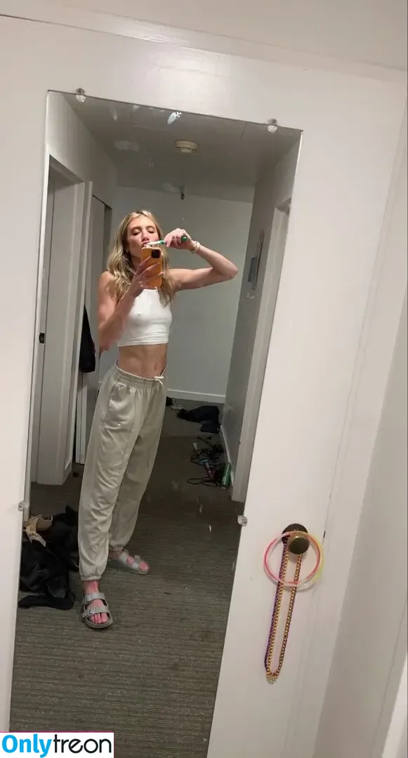 Lexie Hull- WNBA Basketballer голая photo #0017 (lexiehulll)
