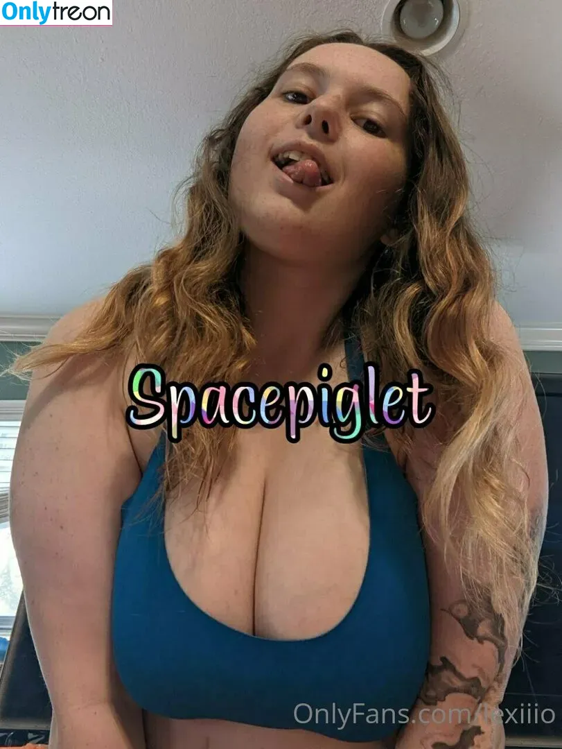 lexiiio nude photo #0005 (ms.lexiiio)