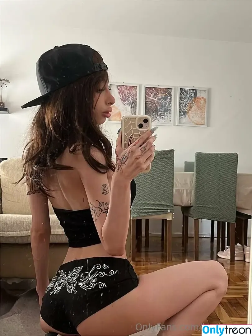 lexiluvsuu nude photo #0023 (lexiiluvvsyou)