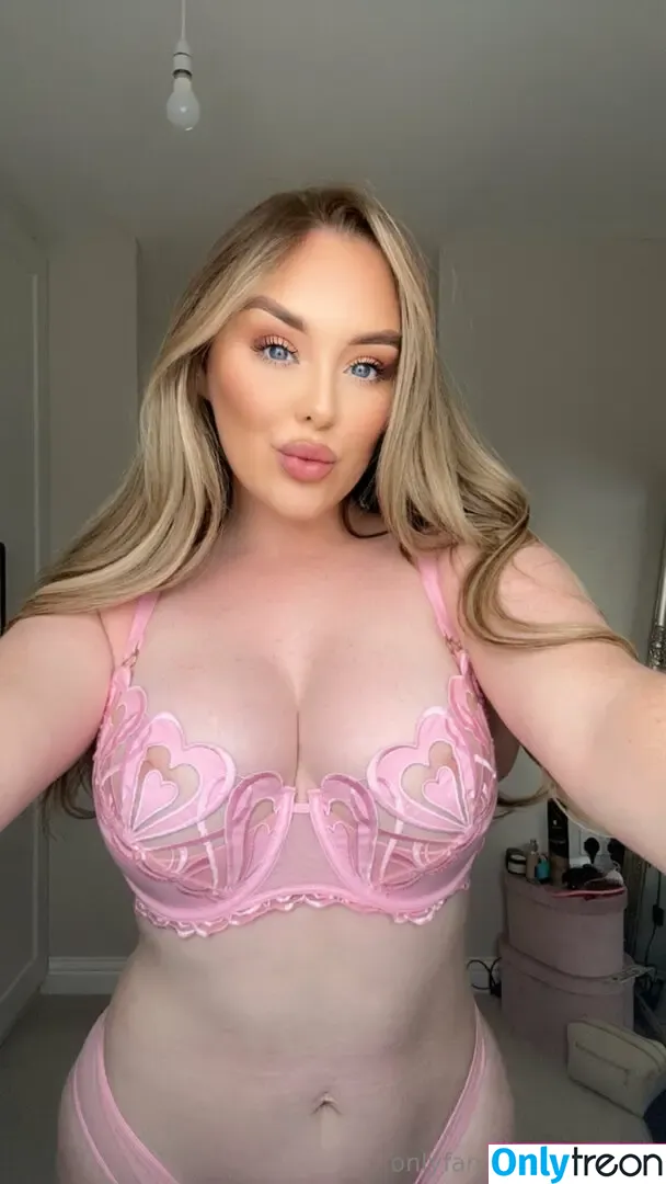 lexiraex nude photo #0055 (lexiraex)