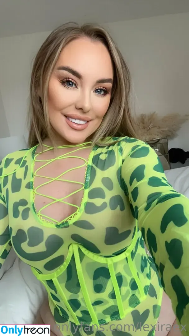 lexiraex nude photo #0166 (lexiraex)