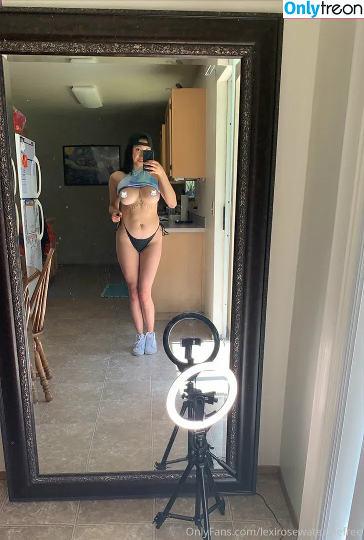 lexirosewatermefree nude photo #0031 (_emroseeeee)