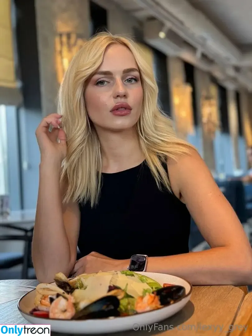 lexyy_grey nude photo #0132 (lex.grayyy)