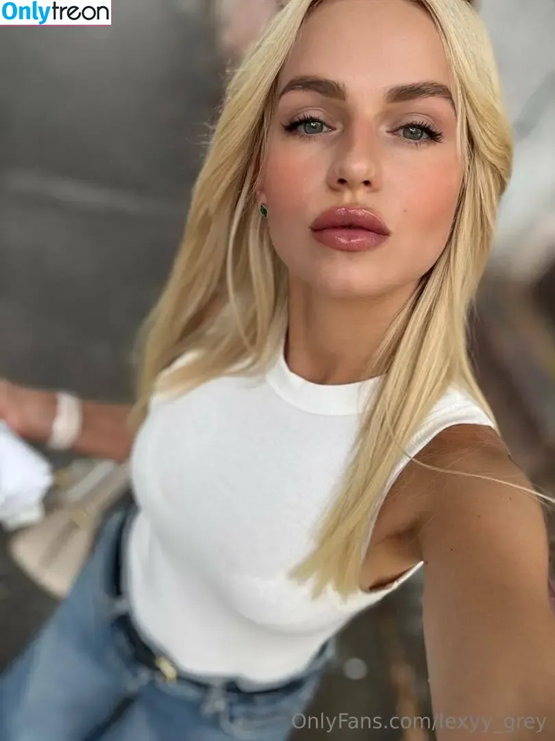 lexyy_grey nude photo #0145 (lex.grayyy)