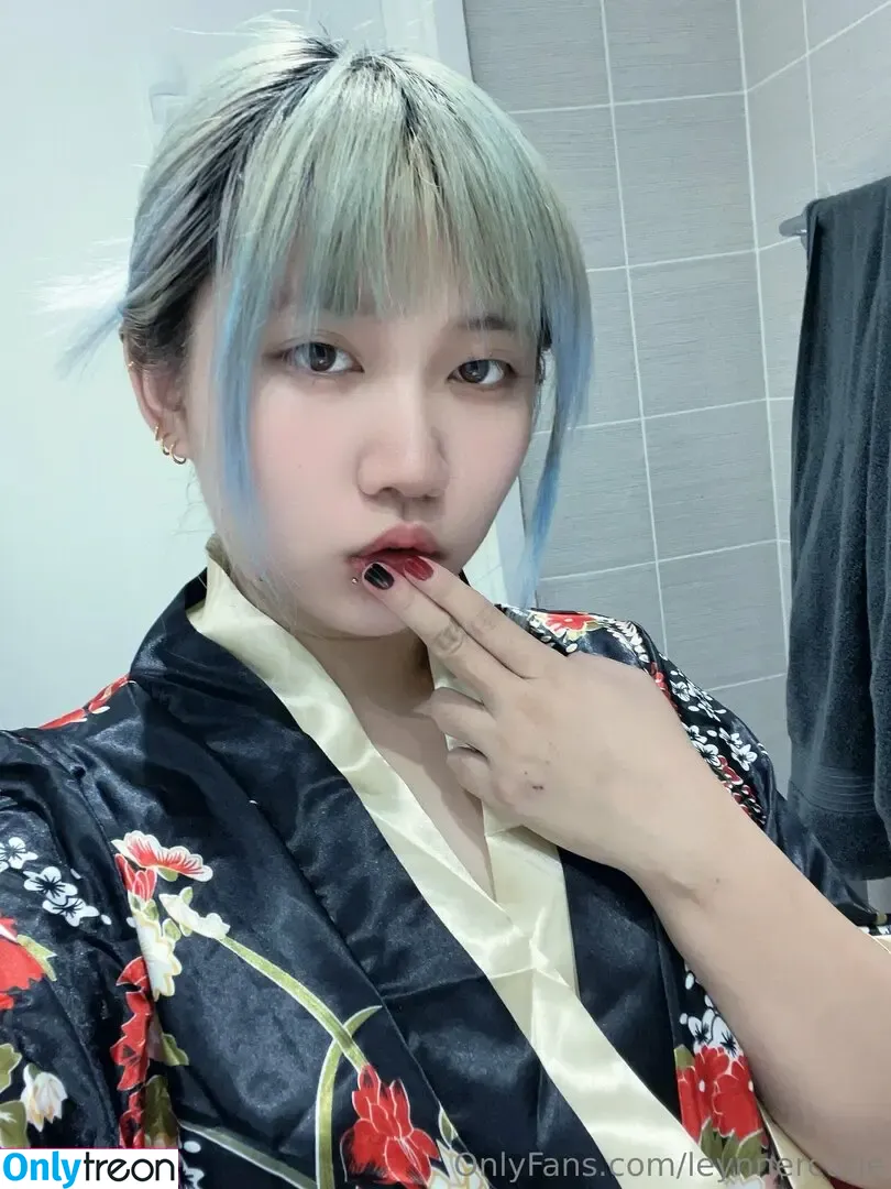 leynnercutie nude photo #0049 (librarycutie / 香港)