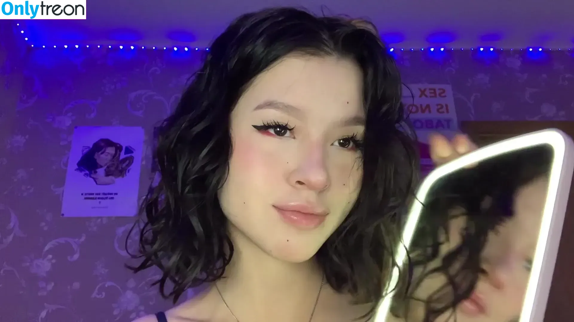 Lezzy Bunny ASMR голая photo #0021 (Lezzy Bunny ASMR)