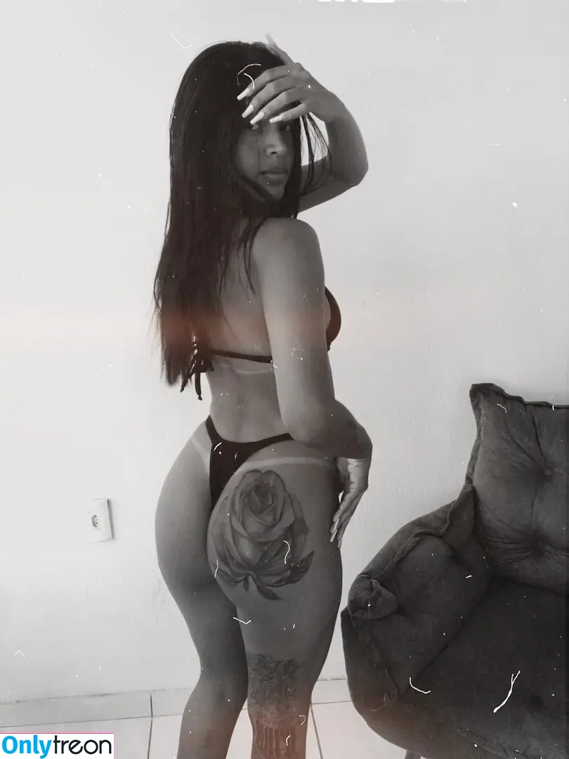 Lia Barros голая photo #0017 (__liabarross / mc lia / secretliabr / shenlongirl)