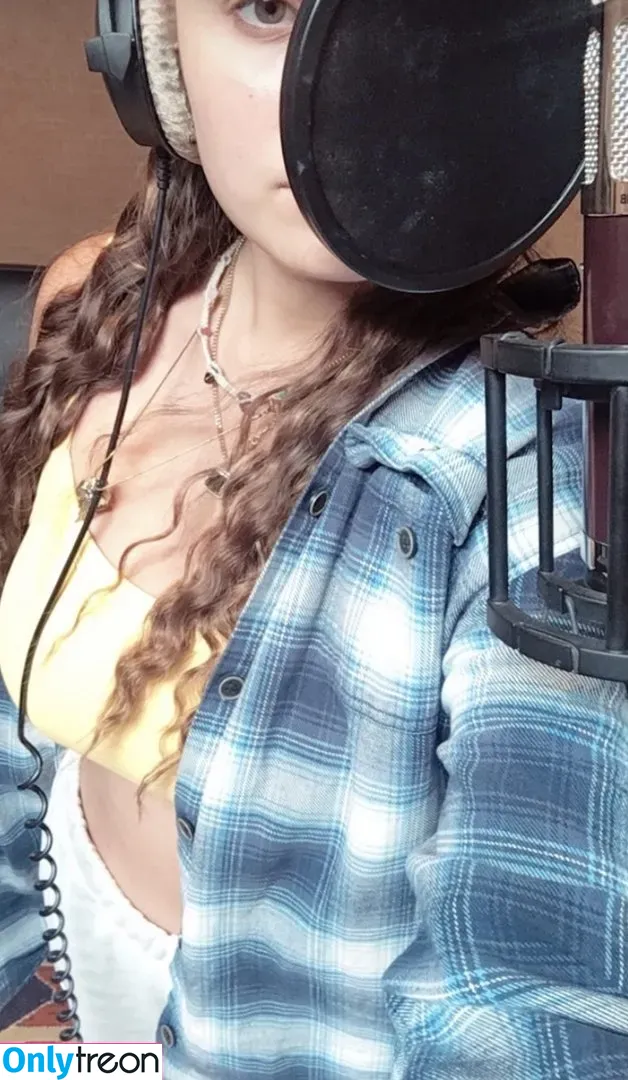 Lia Marie Johnson голая photo #0031 (LiaMarieJohnson / lia)