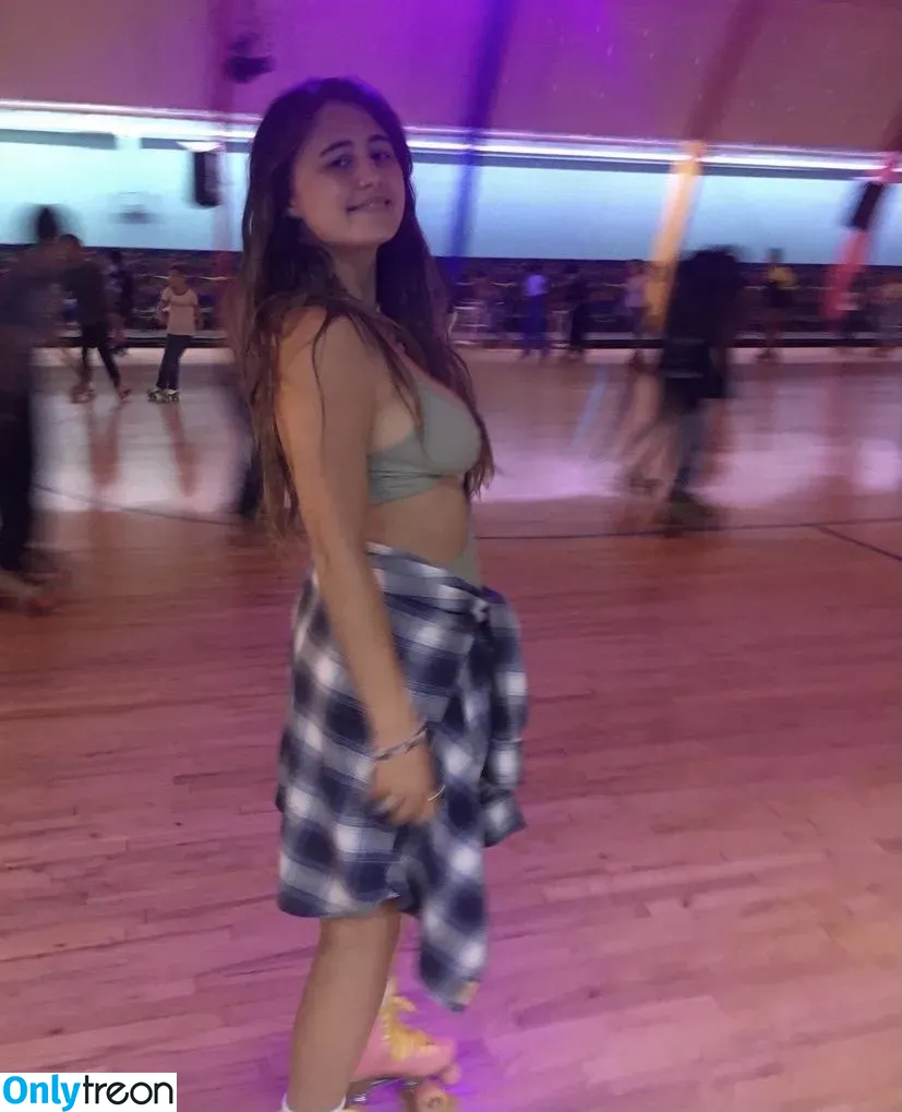 Lia Marie Johnson голая photo #0038 (LiaMarieJohnson / lia)