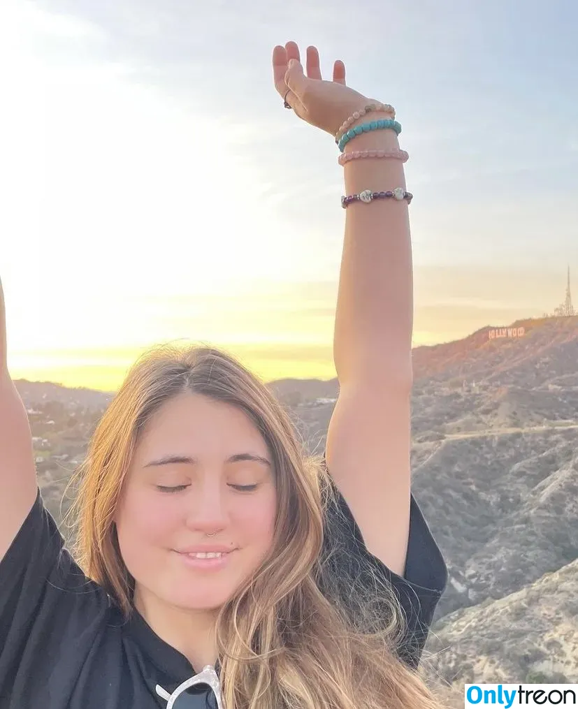 Lia Marie Johnson голая photo #0053 (LiaMarieJohnson / lia)