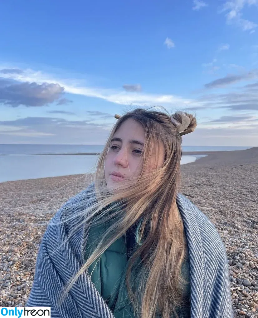 Lia Marie Johnson голая photo #0064 (LiaMarieJohnson / lia)